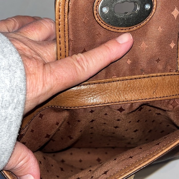 VTG-fossil-Boho, Marlow Crossbody Chestnut pebbled leather Crossbody purse/bag - Picture 6 of 16